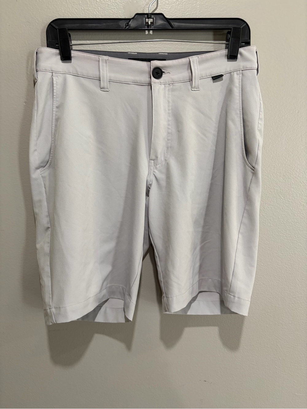 Travis Matthew Men’s Performance Golf Shorts size 30